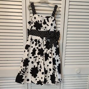 Charming Black and White Floral Kids Dress